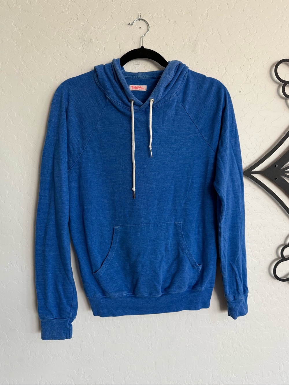 TNA Aritzia Vintage Tri-Blend Slub Knit Raglan Hoodie Blue S